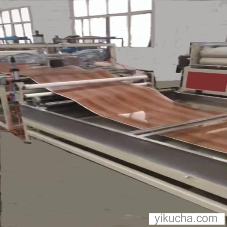 LVT地板片材卷材生产线机械设备加工-图1